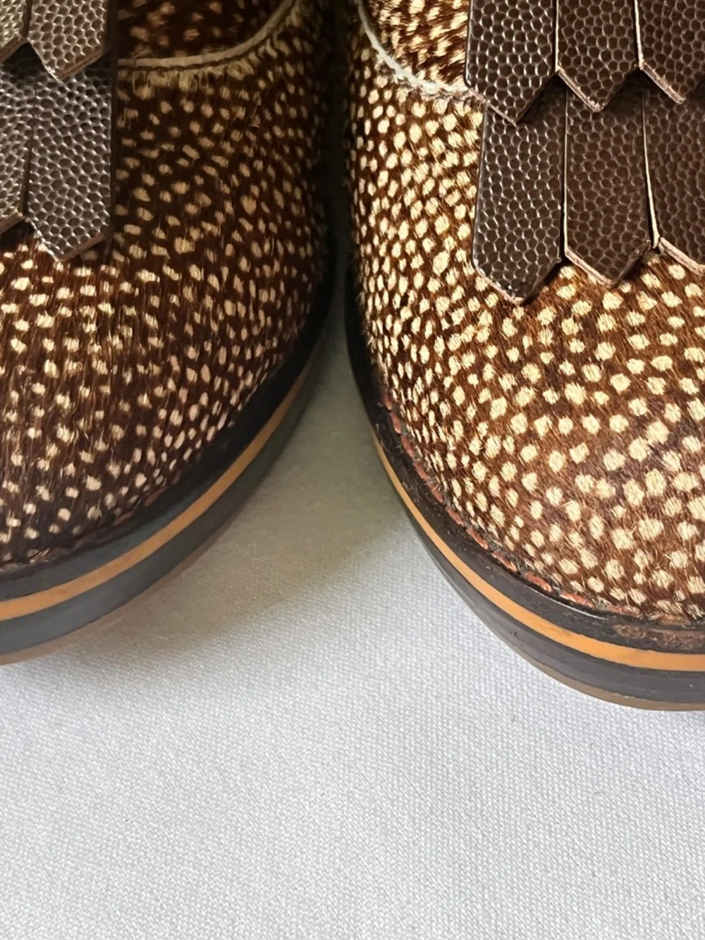 Vintage Cole Haan Spotted Pony Hair Oxford Lace-up Wedge Shoes
